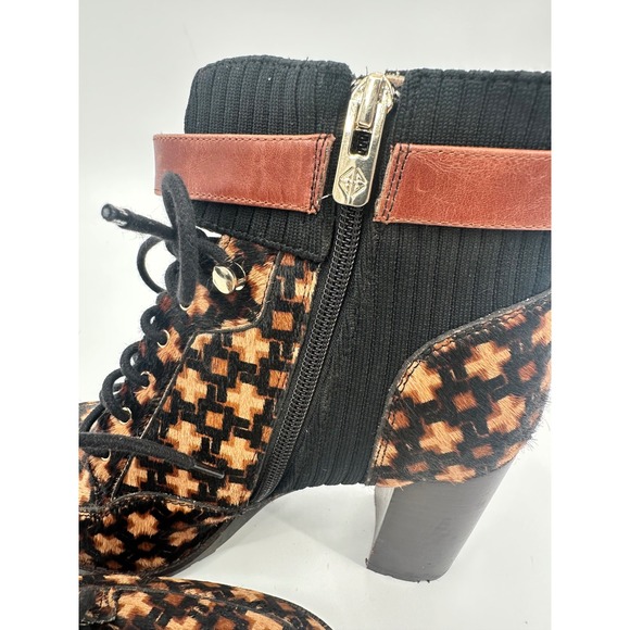 Womens Ankle Boots Brown Tan Plus Print Lace Up Heel Booties Size 8M - Picture 10 of 10